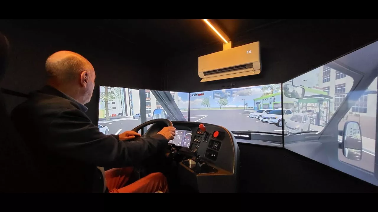 Aprende a conducir de manera segura y eficiente en un simulador