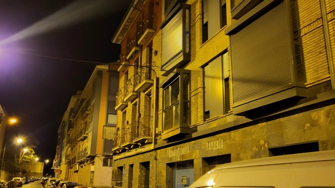 Hotel la Posada de la Luna, en la calle Joaquín Costa de Huesca. Hotel la Posada de la Luna, en la calle Joaquín Costa de Huesca.