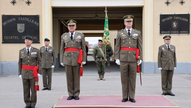 El teniente general Melero con los generales Varela y Vivas