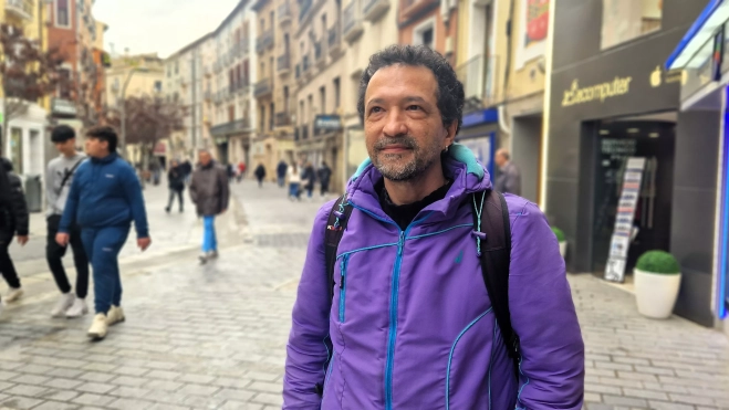 Héctor Castellanos, autor de los textos de Versonoros. Foto Myriam Martínez