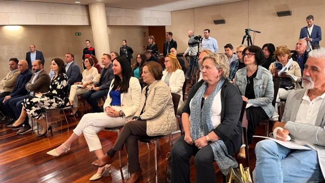 Asistentes a la presentación en la sede de la DPH del festival Sonidos en la Naturaleza.