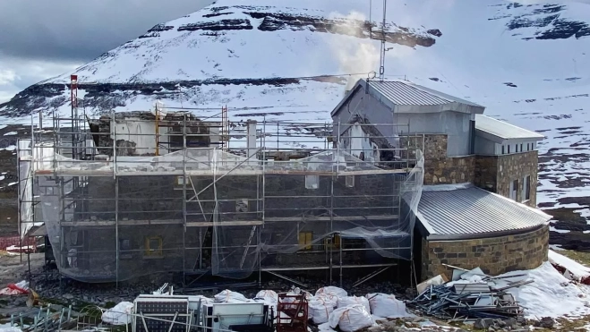 Las obras en el refugio de Góriz comenzaron en mayo.