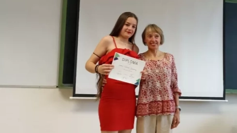 Naomi Fortuna y su tutora, Isabel Sánchez