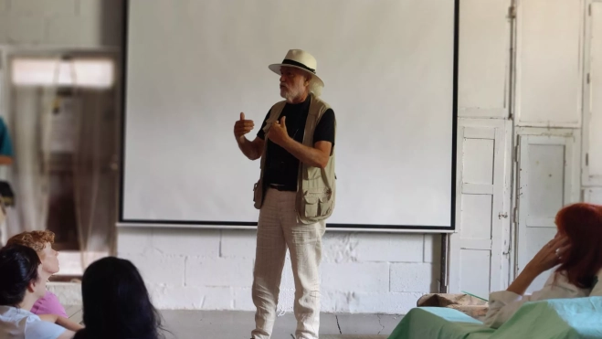 Eugenio Monesma durante la charla del sabado en La Nu Era.