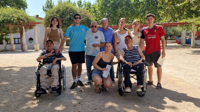 Intercambio generacional de jóvenes de Vitoria con la Cruz Blanca de Huesca. Foto Myriam Martínez 