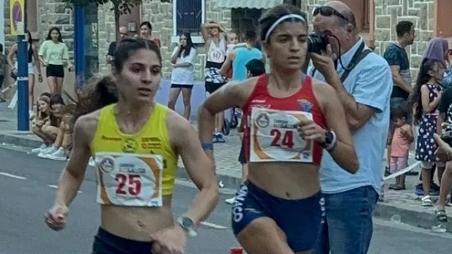 Paloma Aznar y Raquel de Francisco, en el mano a mano de la carrera femenina.