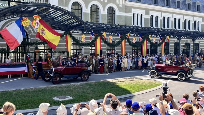 Recreación de la inauguración de la estación de Canfranc.