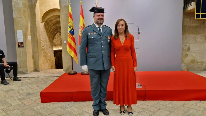  José Enrique Cordobés Lucena y la concejala de Seguridad Ciudadana, Gema Allué. Foto Myriam Martínez 