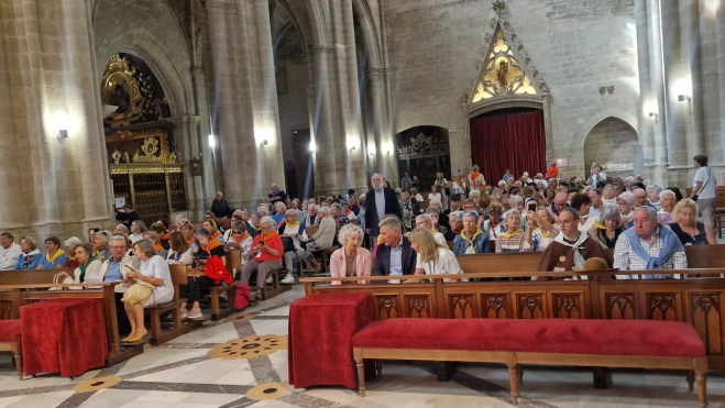 Misa en la Catedral de Huesca, en el XXII Encuentro de Asociaciones del Camino de Santiago. Foto Myriam Martínez 