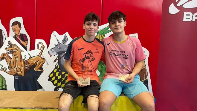 Gonzalo Isábal y Alex Tur, campeones en dobles masculinos en Canovelles