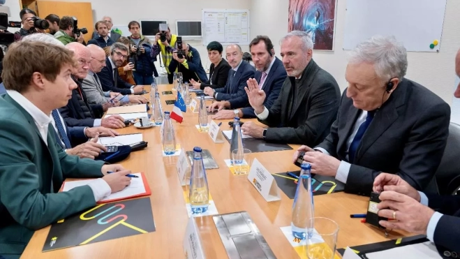 Reunión mantenida con Alain Rousset y la delegación de la región francesa.