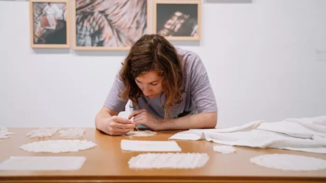 En la sala 1 hay trece estudios de arquitectura obras de trece autores contemporáneos. Foto Ana Escario