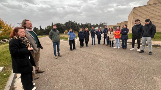 Obarra Nagore, Gabino Carballo y alumnos y profesores del CEIP Montearagón.