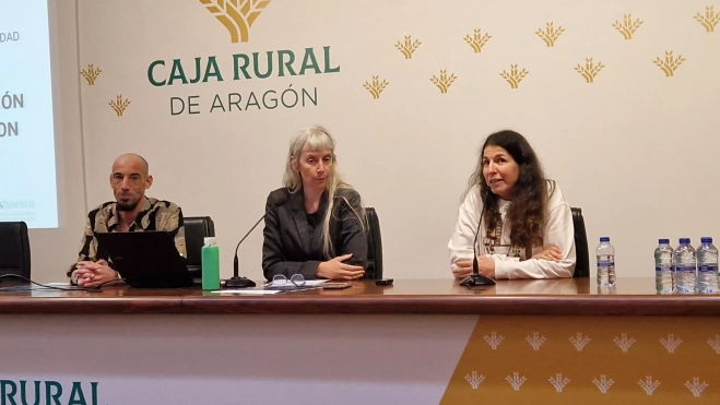 Jano Santolaria, Marta Peña y Sara Comenge. Foto Myriam Martínez