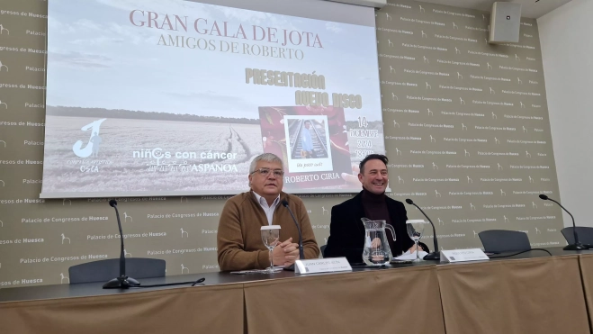 Juan Carlos Acín y Roberto Ciria han presentado los detalles de la gala y del disco en una rueda de prensa. Foto Myriam Martínez