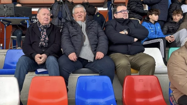 Lasaosa, presidente del Huesca; Arcas, del Binéfar; y Torralba, presidente de la RFAF. Lasaosa, presidente del Huesca; Arcas, del Binéfar; y Torralba, presidente de la RFAF.