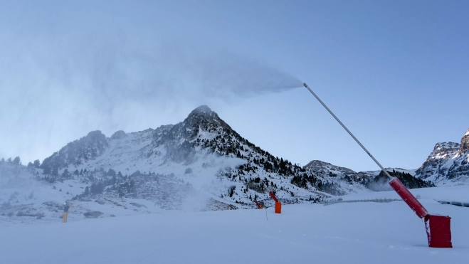 Cañones en Formigal Panticosa. Cañones en Formigal Panticosa.