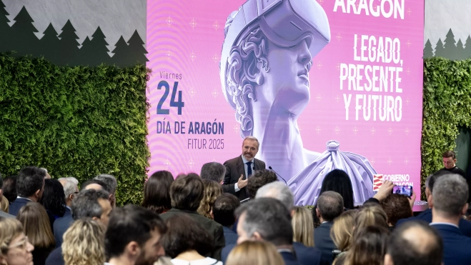 Jorge Azcón, en Fitur