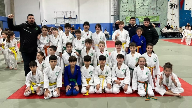 Alevines y benjamines del Ibón en Binéfar