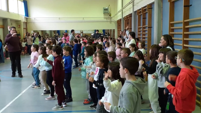 Actividades del Colegio Pedro J. Rubio con motivo del Día del Cáncer Infantil.