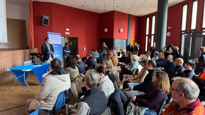 Taller celebrado en Castejón del Puente para presentar el plan de inversión. Taller celebrado en Castejón del Puente para presentar el plan de inversión.