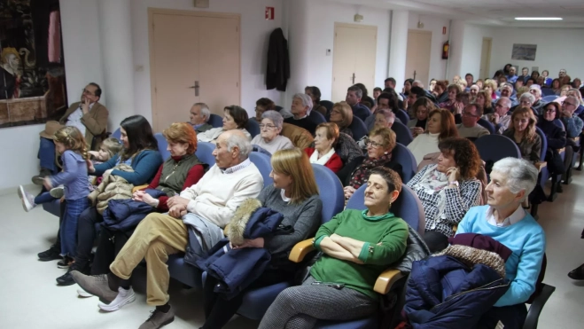 Debate sobre el Bandido Cucaracha en Lanaja. Foto Carlos Neofato