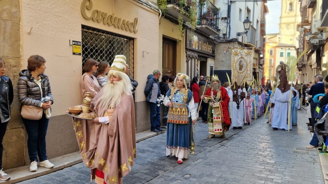 Procesión del Santo Entierro de Huesca. Foto Myriam Martínez (12) Procesión del Santo Entierro de Huesca. Foto Myriam Martínez (12)