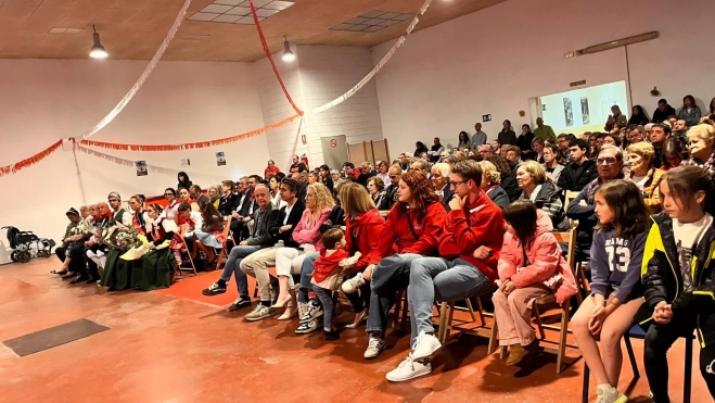 Arranque de las fiestas del Barrio de San Lorenzo. Foto Mercedes Manterola Arranque de las fiestas del Barrio de San Lorenzo. Foto Mercedes Manterola