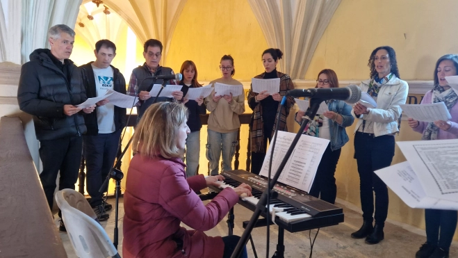 Día de San Jorge en el cerro de Huesca. Foto Myriam Martínez Día de San Jorge en el cerro de Huesca. Foto Myriam Martínez