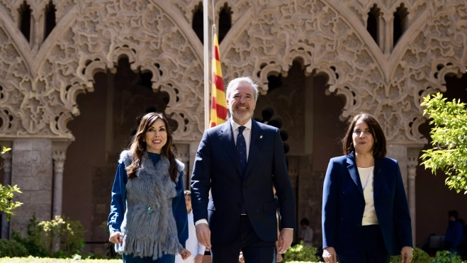 Jorge Azcón con la presidenta de las Cortes y la Justicia de Aragón Jorge Azcón con la presidenta de las Cortes y la Justicia de Aragón