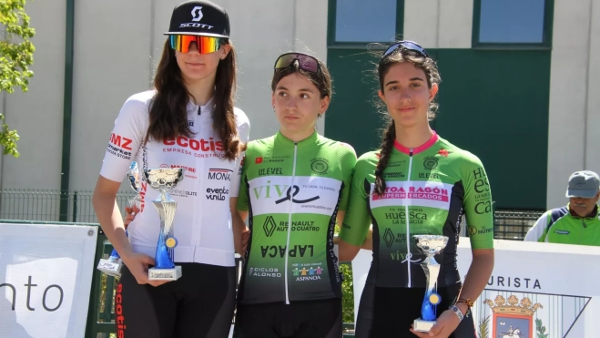 Podio cadete femenino. Foto Carlos Neofato Podio cadete femenino. Foto Carlos Neofato