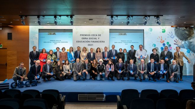 Premios CECA Obra Social y Educación Financiera. Foto de familia