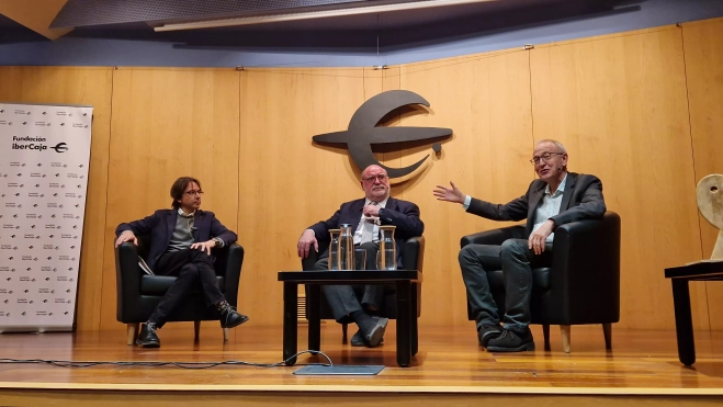 Javier Olivera, Antonio Bulbena y Carmelo Pelegrín. Foto Myriam Martínez Javier Olivera, Antonio Bulbena y Carmelo Pelegrín. Foto Myriam Martínez