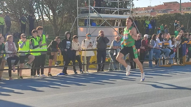 Christian Iguacel ganó el 400 con claridad y fue segundo en el 200 Christian Iguacel ganó el 400 con claridad y fue segundo en el 200