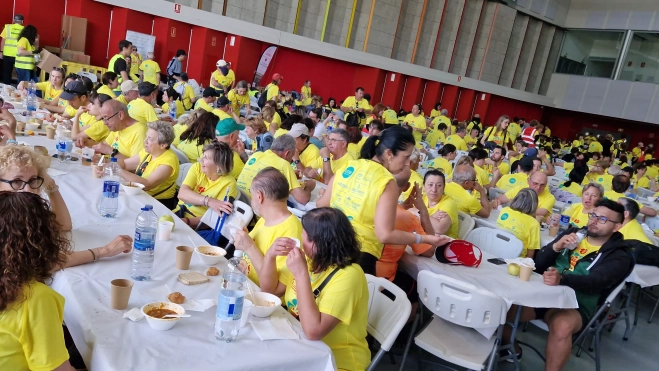 Comida de la 13 Marcha Aspace Huesca. Foto Myriam Martínez Comida de la 13 Marcha Aspace Huesca. Foto Myriam Martínez