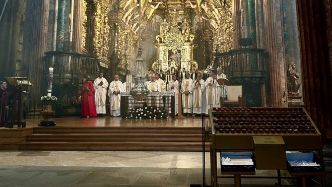 Un momento de la ceremonia Un momento de la ceremonia