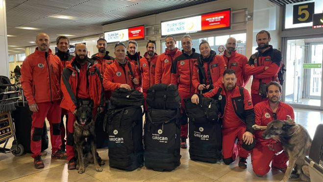 Bomberos Girecan en Turquía