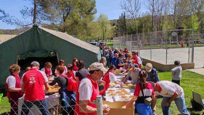Más de 45 personas han disfrutado de la comida en San Esteban de Litera Más de 45 personas han disfrutado de la comida en San Esteban de Litera